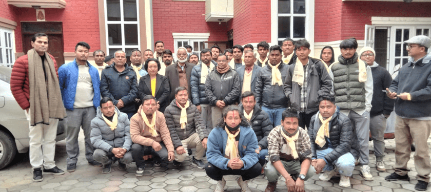 राजेन्द्र महतो नेतृत्वको राष्ट्रिय मुक्ति पार्टी नेपाल पार्टीमा थारु युवाको प्रवेश
