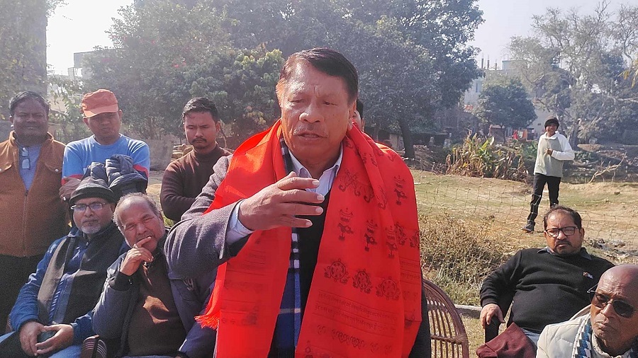आवश्यकताको सिद्धान्त अनुसार कांग्रेस–एमालेको सरकार- नेता सिंह