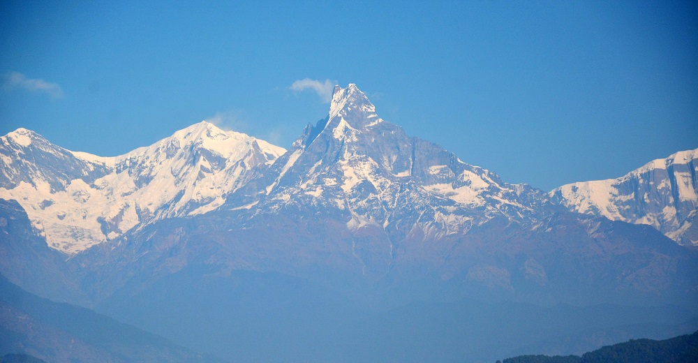 माघ सकिनै लाग्दा न हिउँ न वर्षा