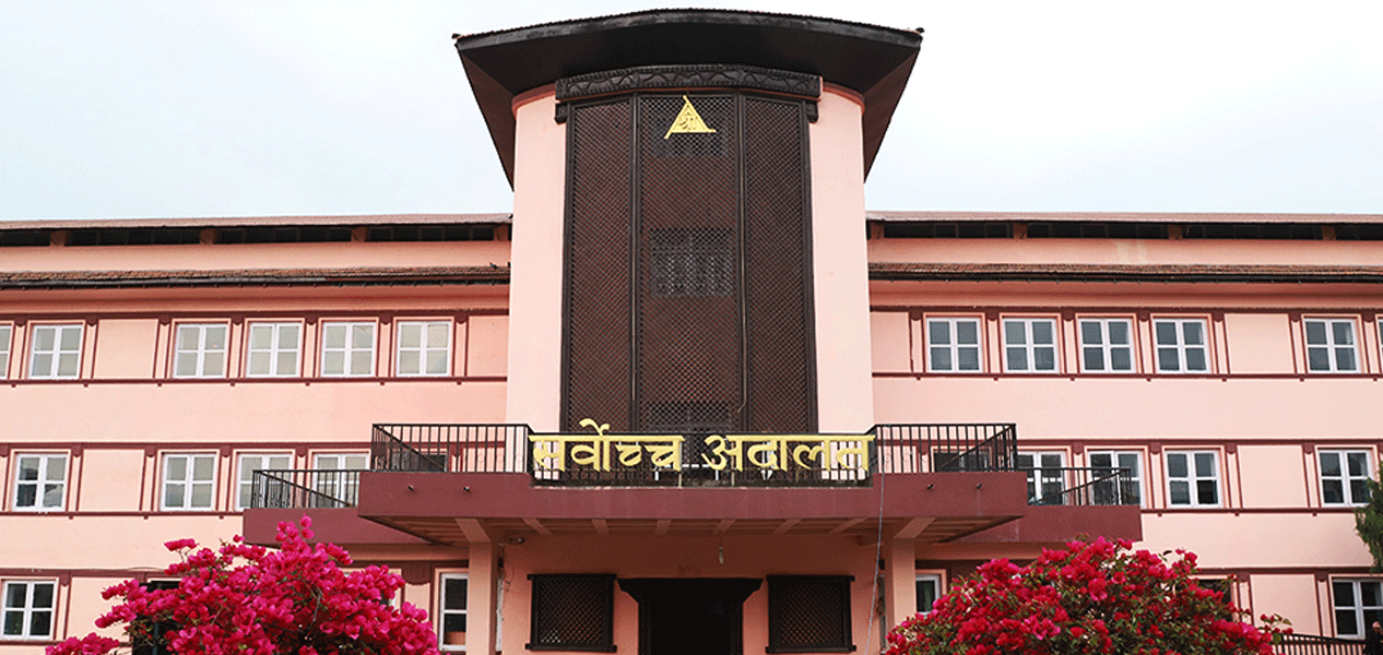 सर्वोच्चद्धारा गिरिबन्धु टि-स्टेट्स सम्बन्धी फैसला कार्यान्वयन नगर्नुको कारण पेस गर्न आदेश