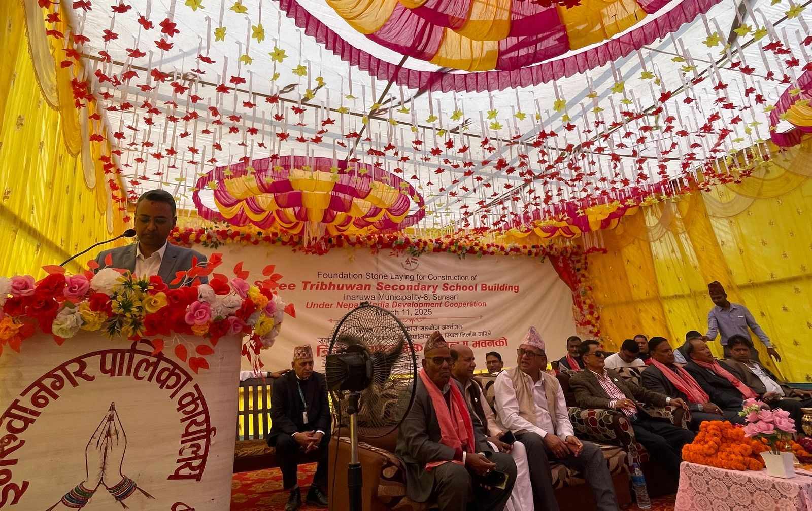 साढे सात सय विद्यार्थी पढने इनरुवास्थित त्रिभुवन माविको विद्यालय भवन भारत सरकारको आर्थिक सहयोगमा निर्माण सुुरु