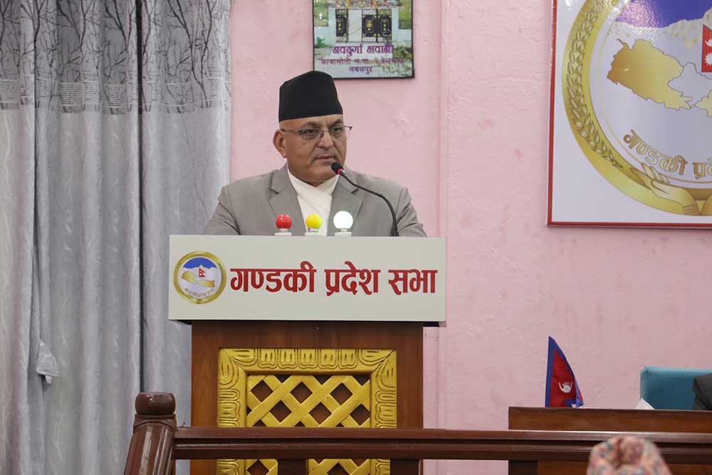 व्यवस्था बदल्छु भन्नु दिवास्वप्ना- मुख्यमन्त्री पाण्डे