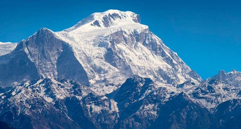 अन्नपूर्ण आरोहण सुरु, एकै दिन ३२ आरोही चुचुरोमा
